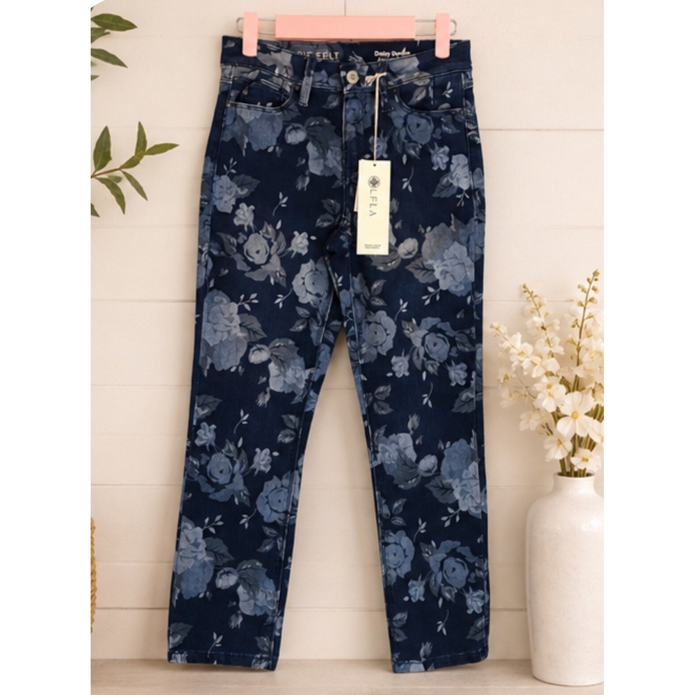 Laurie Felt Floral Daisy Denim Ankle Straight‎ Jeans Denim Blue